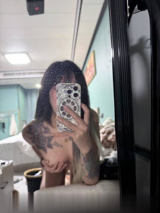 常州纹身大胸妹小艾