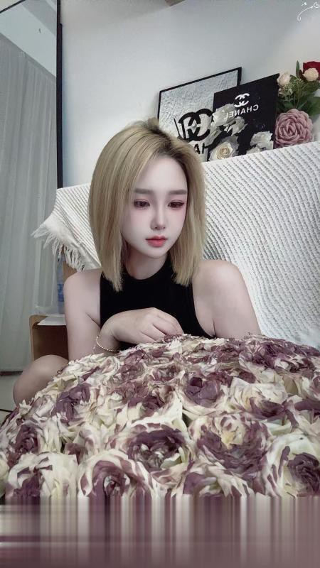 天河风骚小姐姐