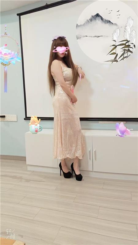 大奶子肥臀少妇