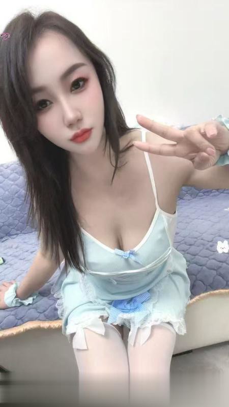 性感黑丝萝莉