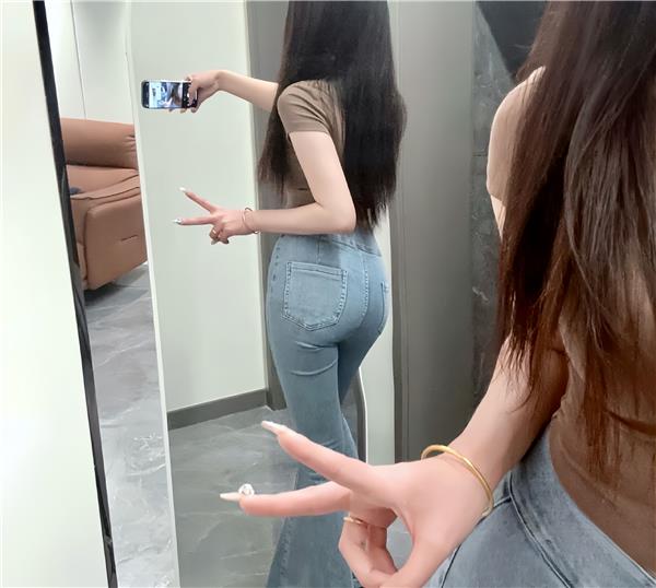 江宁173cm颜值系女孩