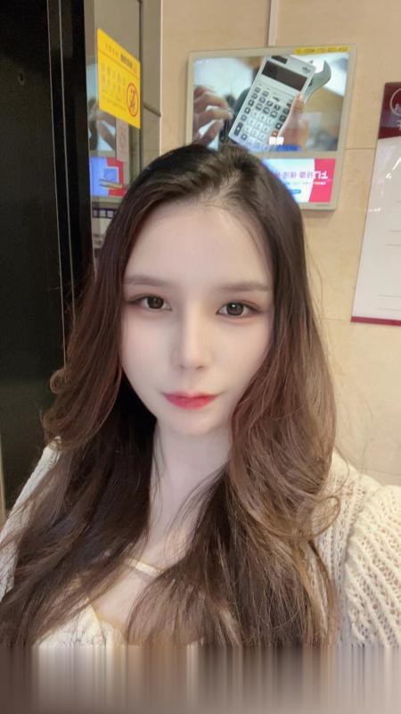 中俄混血哺乳期少妇