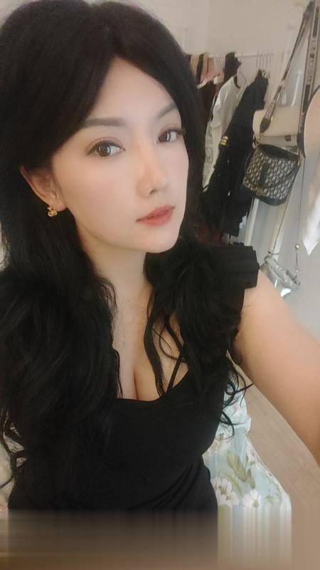 官渡丰满小少妇