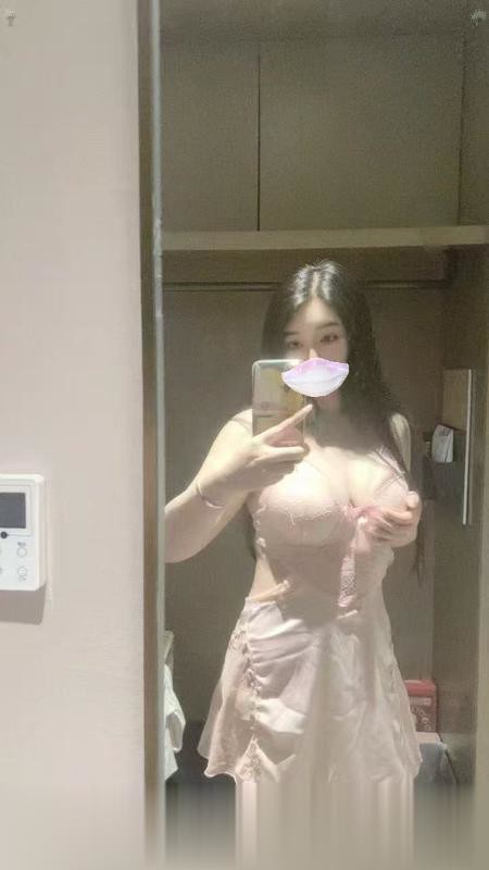 黄岛巨乳川妹子