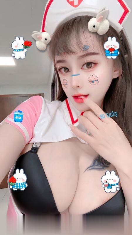 巨乳骚御姐琳琳