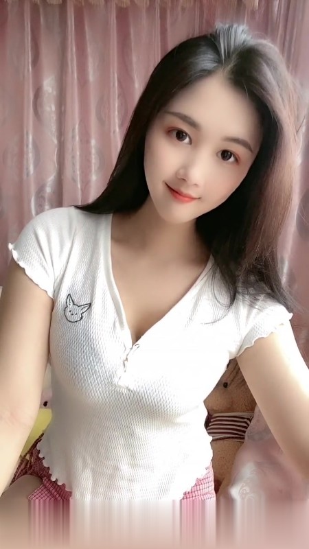 童颜巨乳可欣