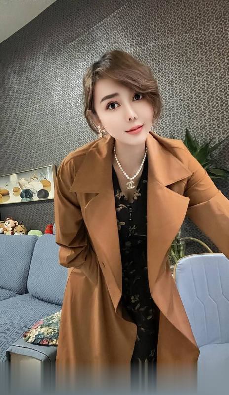 服务到位颜值妹子