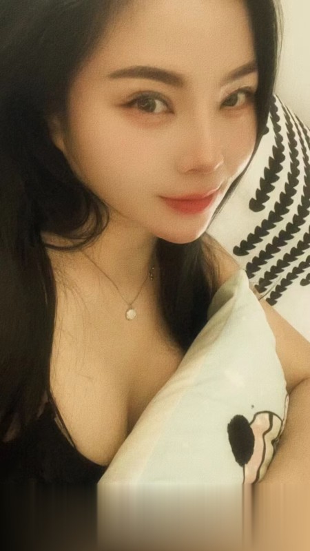 南山性感水多大胸御姐