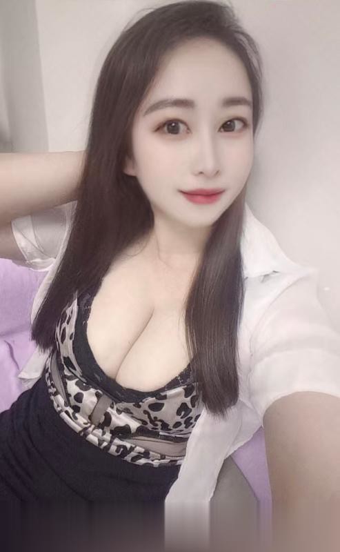 丰乳巨臀美少妇