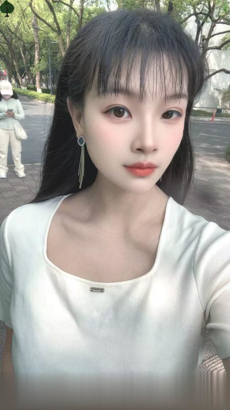 浦东全季酒店附近川妹子