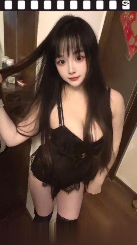 罗湖巨乳美女嘻嘻
