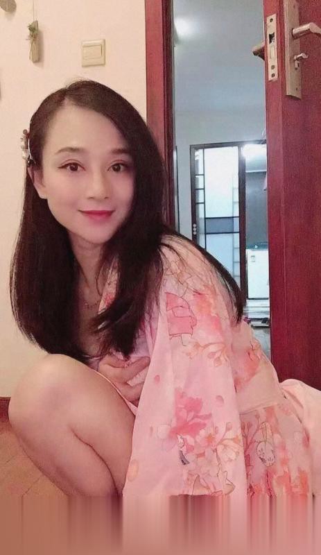 过年不休息少妇小米