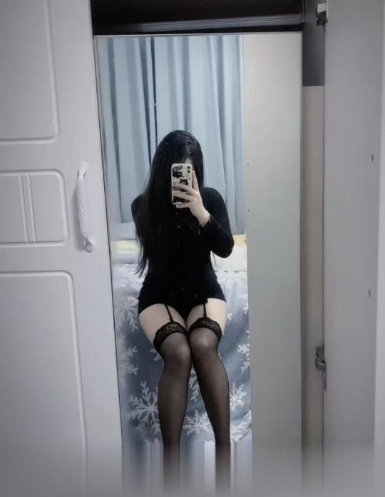 可后门美女大胸妹