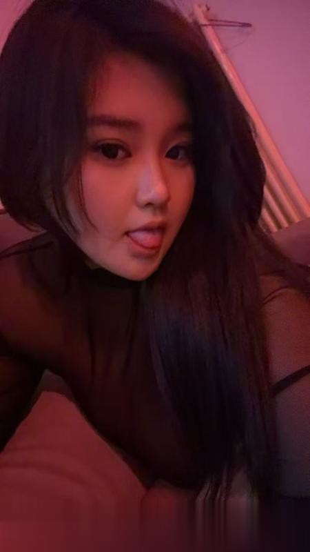 大波性感小骚货