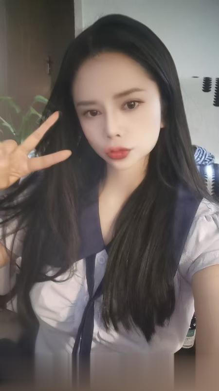 火辣制服少妇