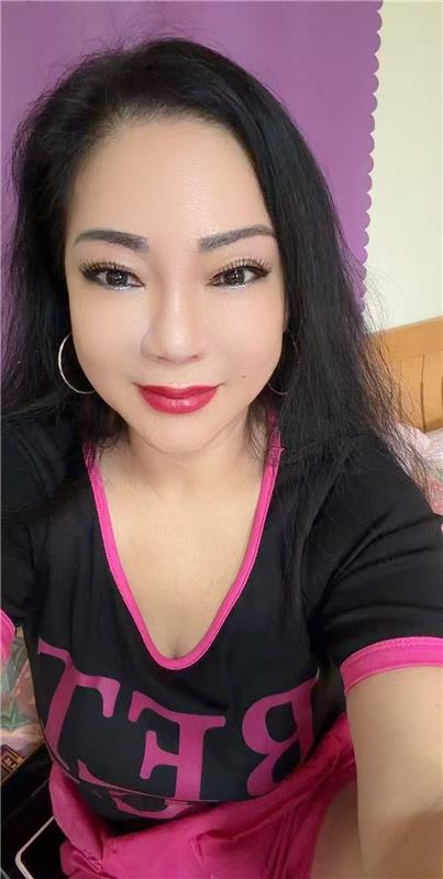 让我爽飞了的姐姐，saobi像少女似的，原红姐