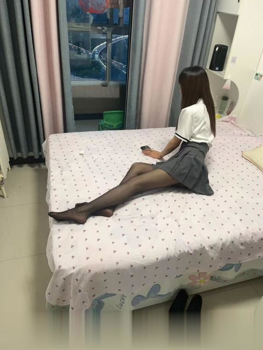 中原区长腿少妇