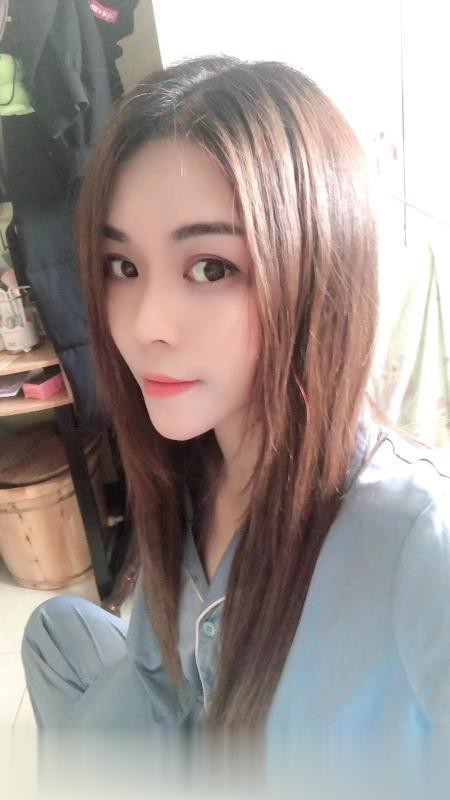 翘臀大胸御姐