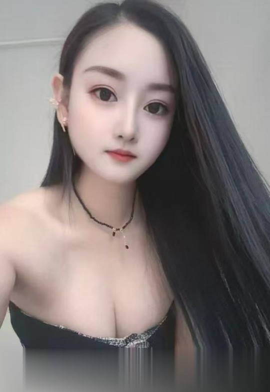 武昌清纯大胸妹