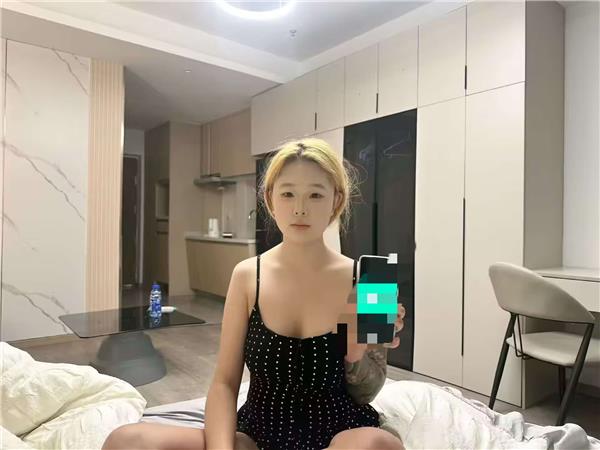 干净可内射的精神小妹