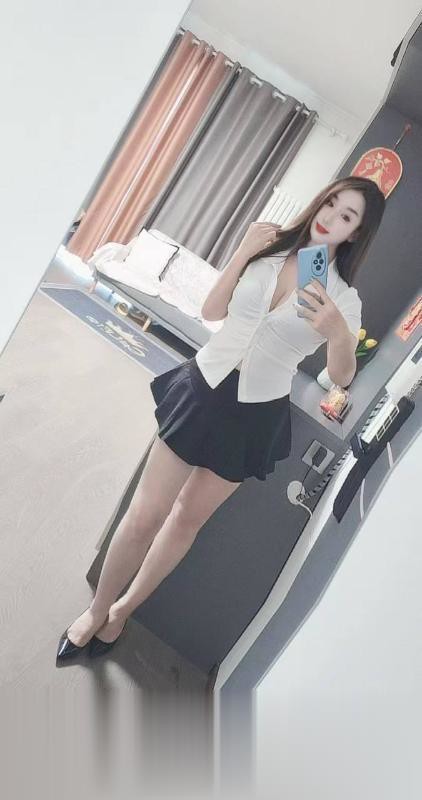 朝阳大胸身材好妹子