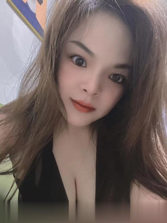 美乳诱惑梦梦