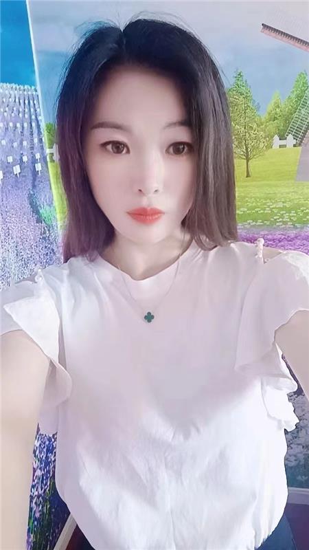 极度反差的户外良家