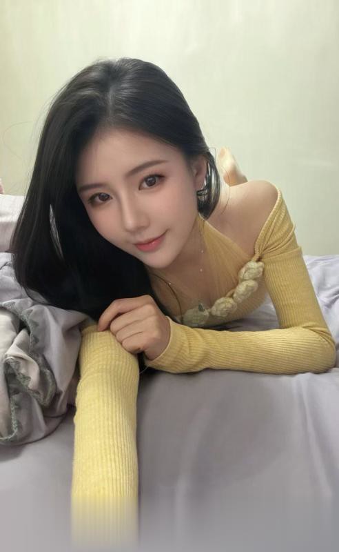 南山性感纯欲美女