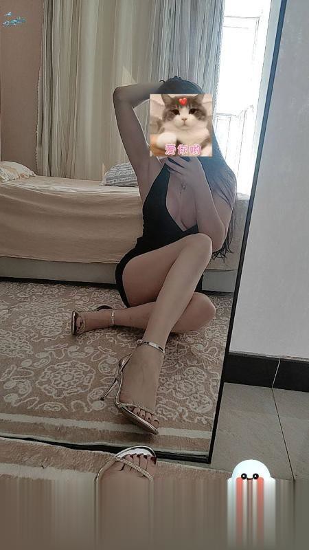 朝阳身材好长腿御姐