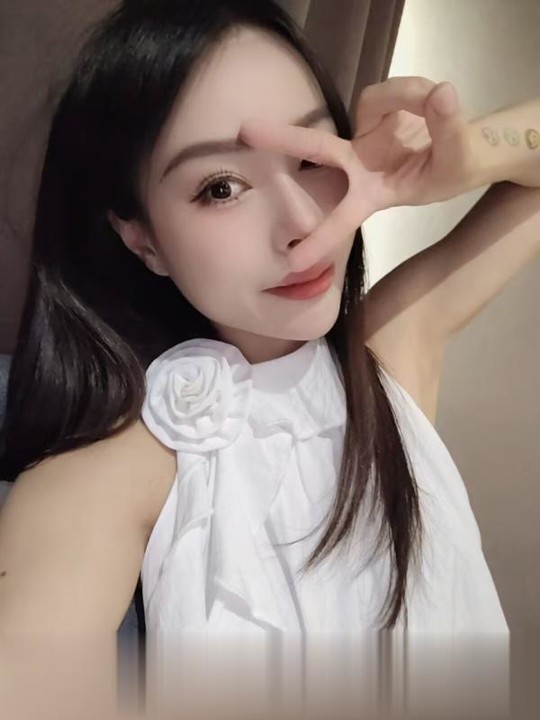 南门C奶少妇曦儿