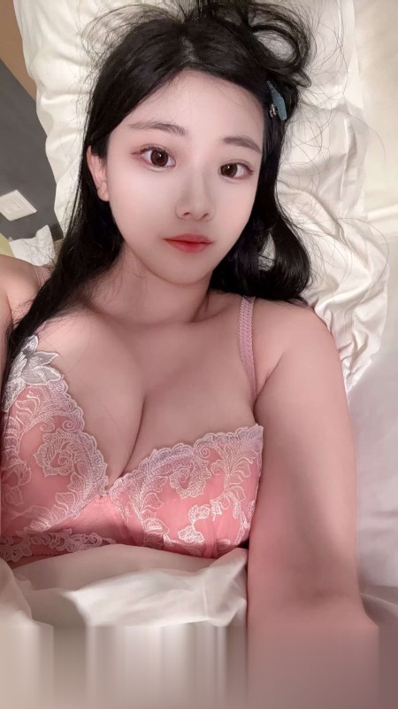 郑州大奶骚货彤彤
