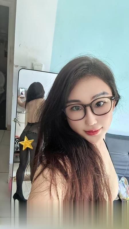 大长腿韵味骚妇